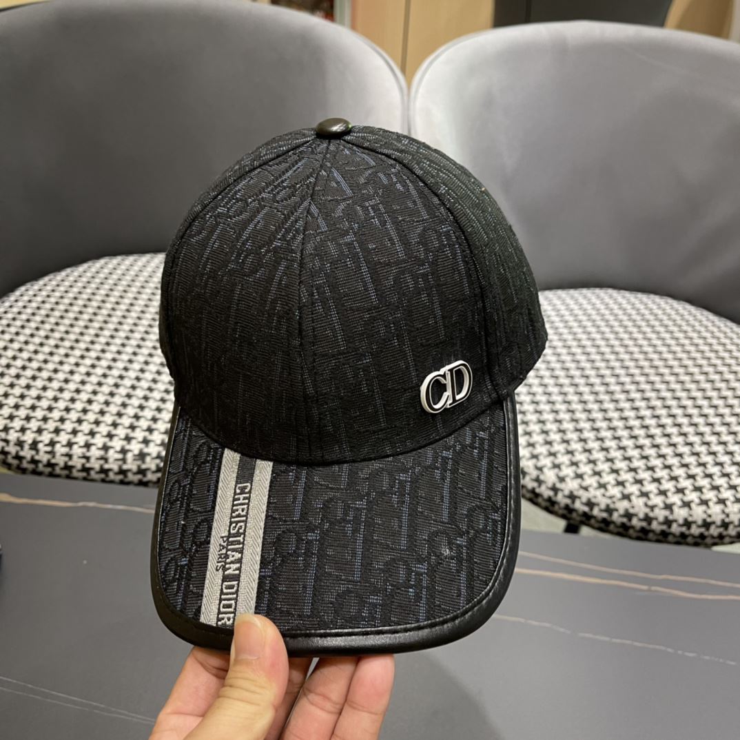 Christian Dior Caps